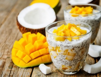 Mangós-kókuszos chia puding Mangós-kókuszos chia puding